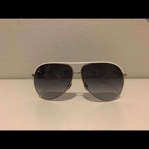 NEW 💯 authentic Gucci (GG 1827/s) sunglasses